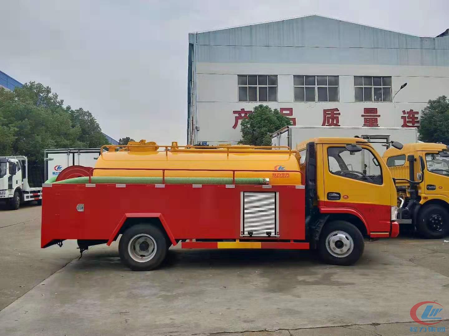 hjc888黄金城专汽东风多利卡D6蓝牌清洗吸粪车