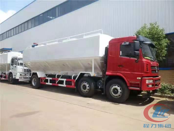 hjc888黄金城陕汽轩德小三轴散装饲料车